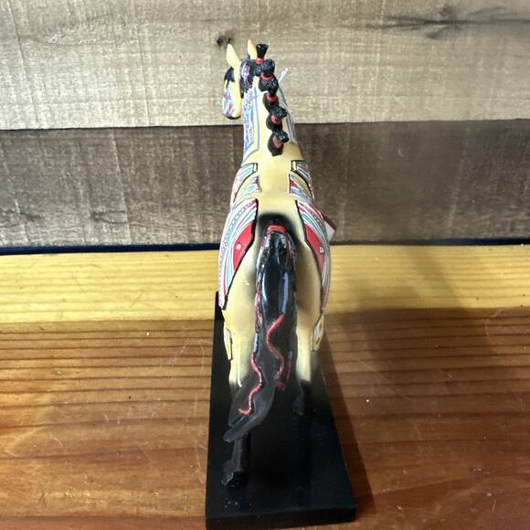 Trail of Painted Ponies 1E 5846 Cheyenne Painted Rawhide In Box - Picture 4 of 7